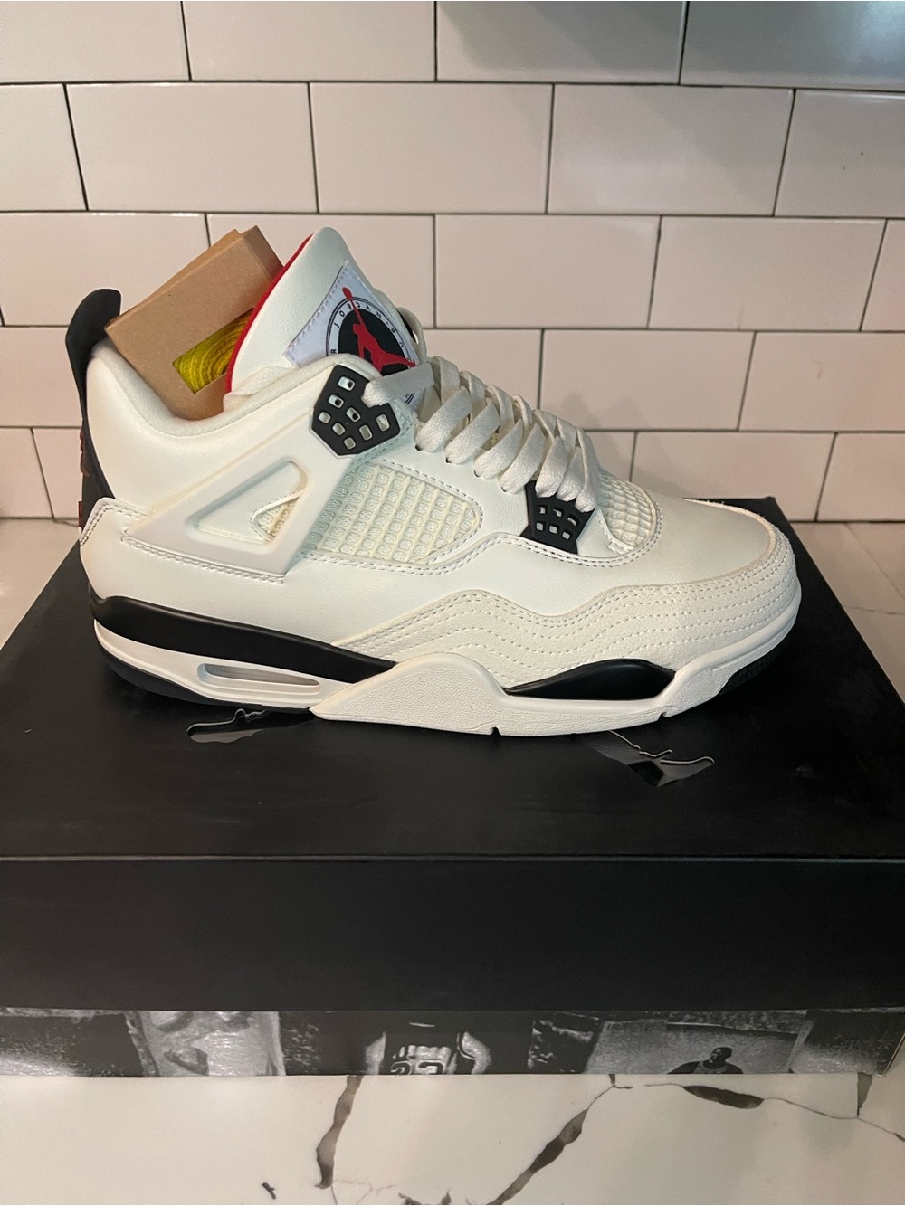 Mens Retro 4 Fight Club Size 8.5.